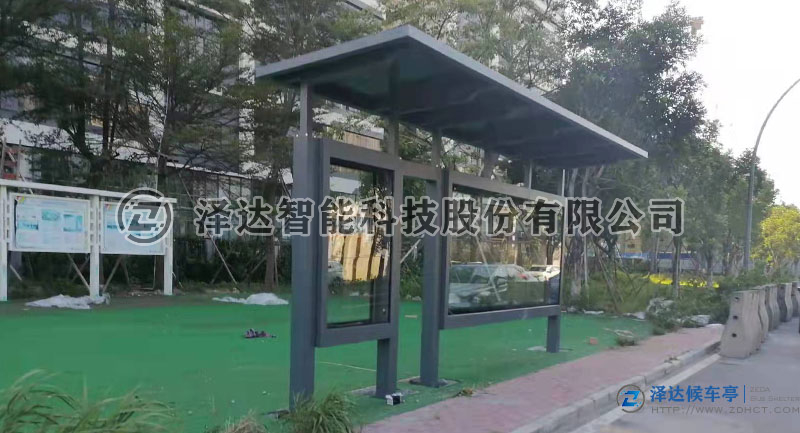 广东省候车亭再次生产完成，装车发货