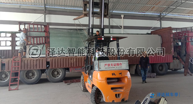 安徽省6米候车亭生产完成并装车发货(图4)