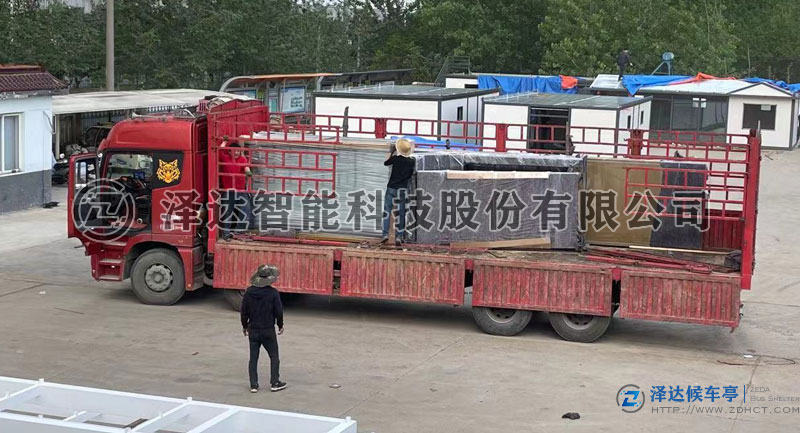 湖北省古色古香款候车亭已装车，准备出发(图3)