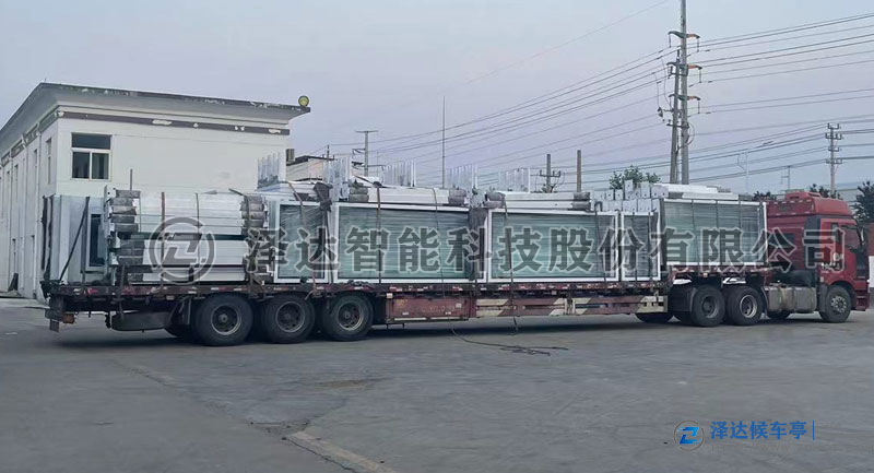 安徽省的湖蓝色顶大型候车亭再次装车即将发货(图4)